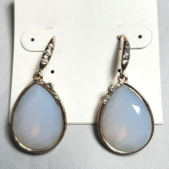 French connection white opal dangle earrings - Picture 4 of 4